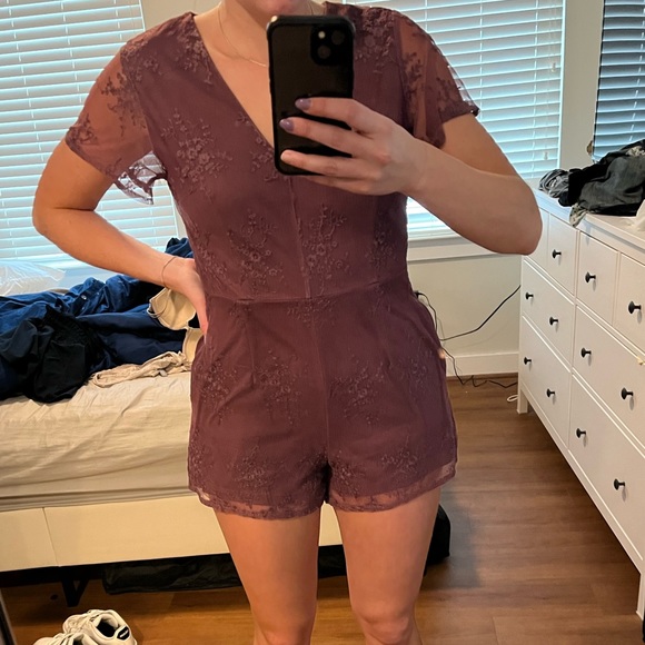 Purple romper, size medium, like new, worn one time in photo - Picture 2 of 3